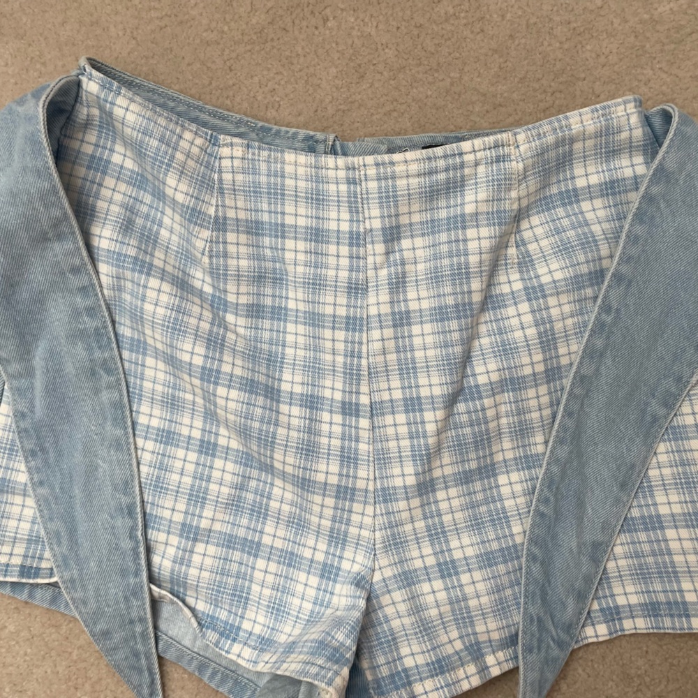 BDG patterned tie short